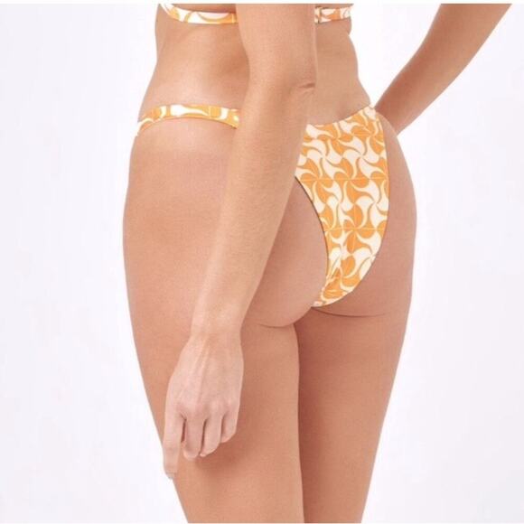 NWT L*Space Camdyn Bitsy Bikini Bottom M $92 - Picture 1 of 7